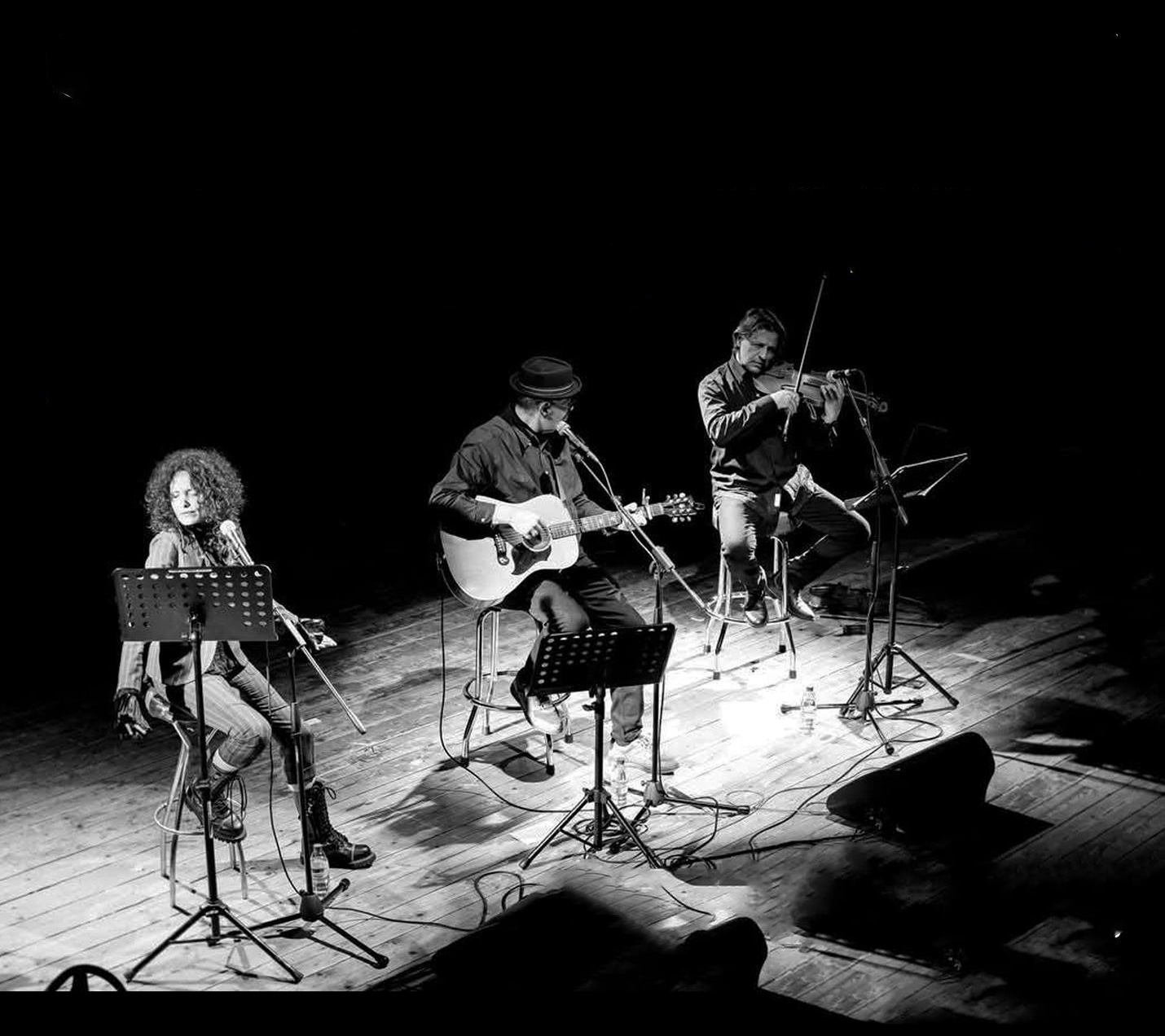 CANZONI E ALTRE INQUISIZIONI - Sabato 26 aprile - Teatro Nuovo di Valleggia
